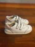 Buty Bobux rozmiar 25