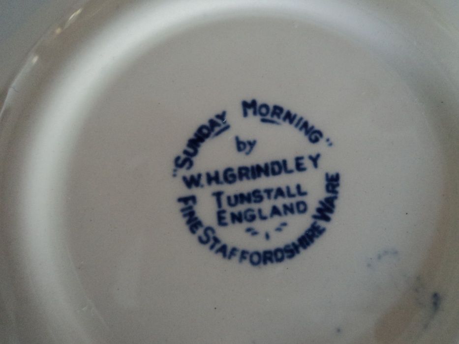 Taça inglesa porcelana tunstall england