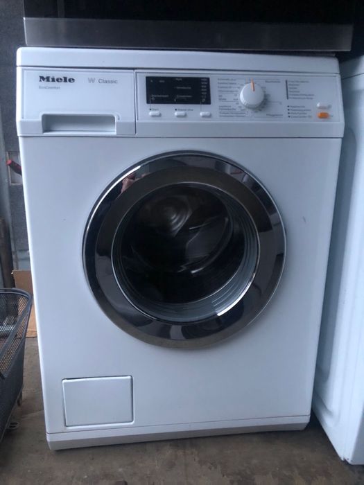 Пральні машини /Стиральная машина з Європи Samsung  WW80J3473KW