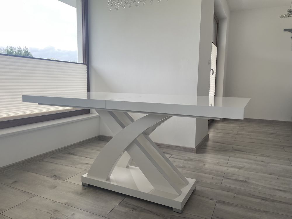 Stół biały lakierowany 160x90 rozkładany