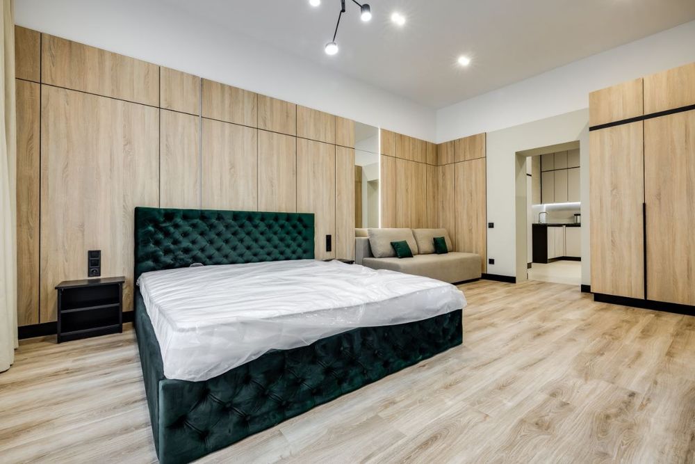 Центр міста!Продаж квартири з дизайнерським ремонтом по вул.І.Франка.