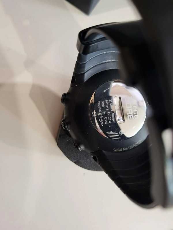 Suunto sportowy zegarek terenowy z wysokościomierzem