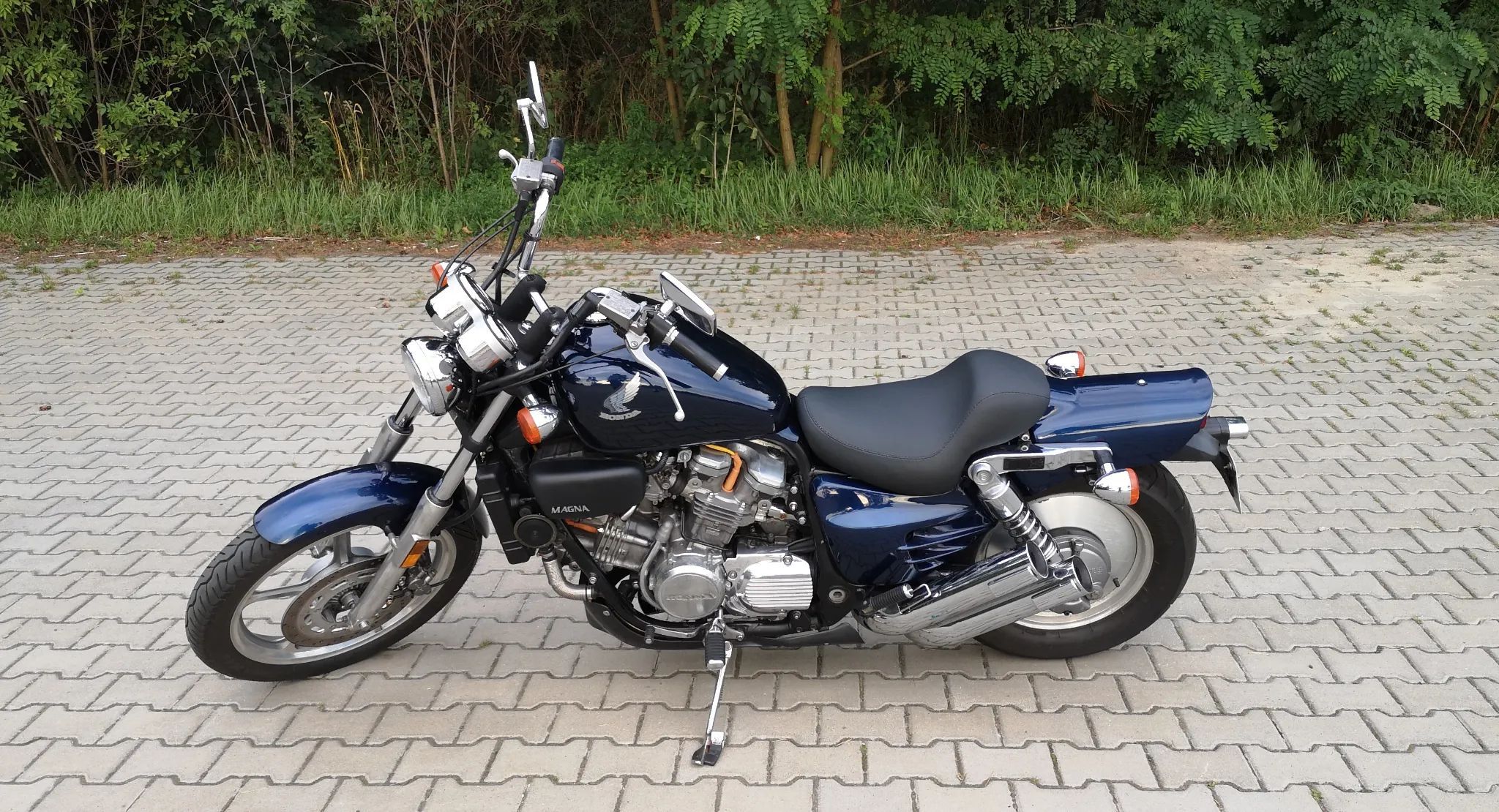 Honda VF 700 Super magna