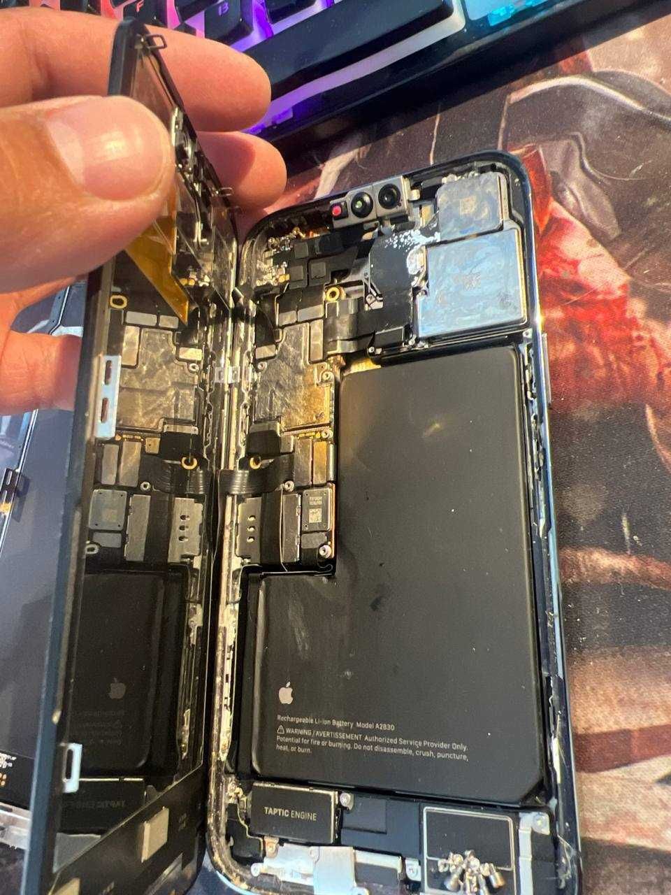Iphone 13 Pro Max (Топленный / Не працюэ /Icloud )