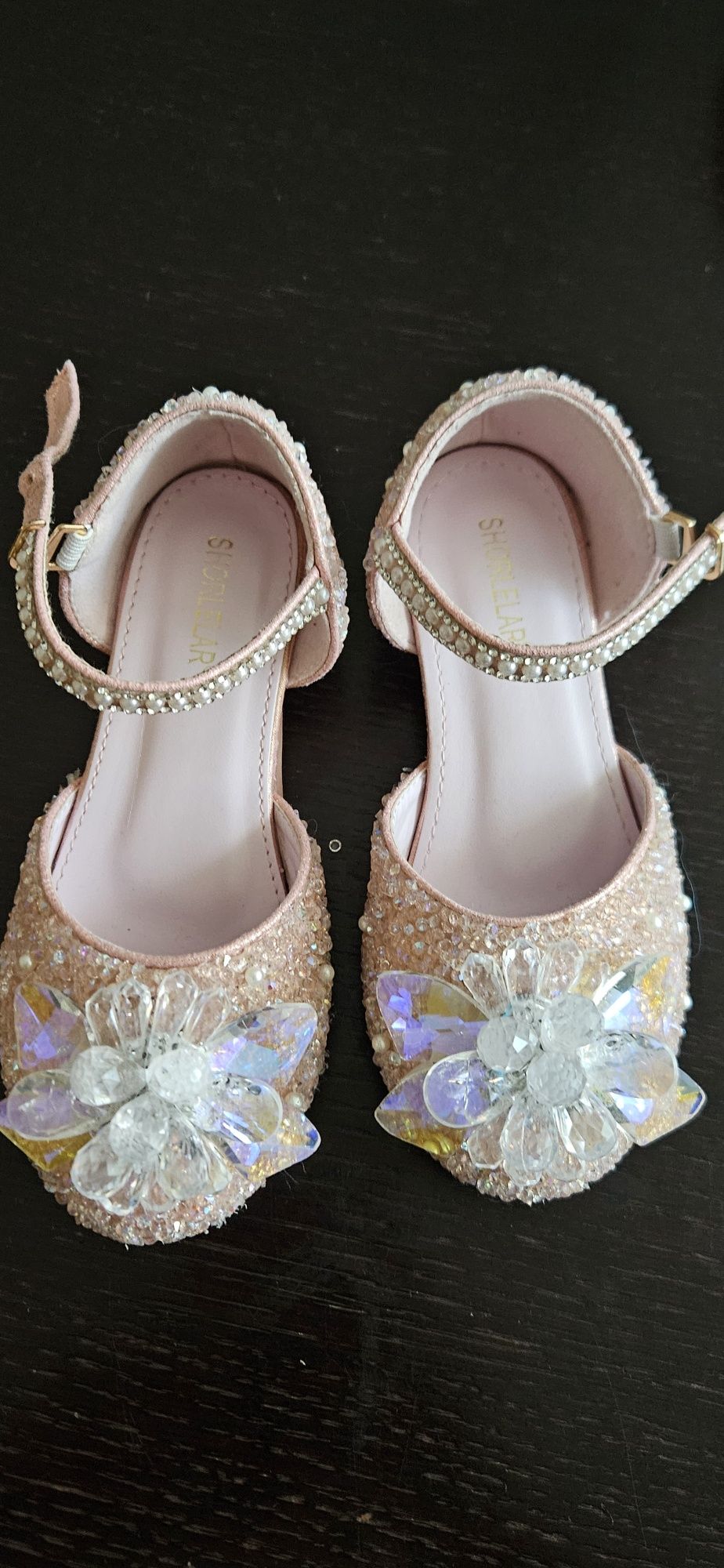 Różowe buty dla dziewczynki z kryształkami i sztucznymi  roz. 26