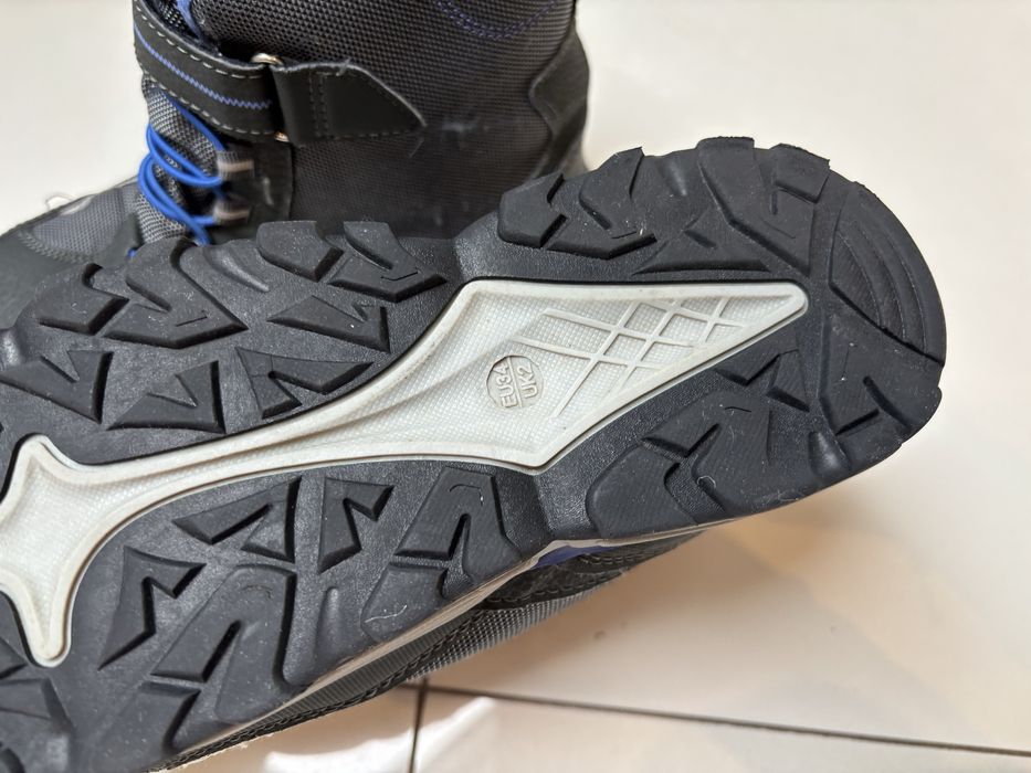 Buty zimowe na rzepy śniegowce r.34