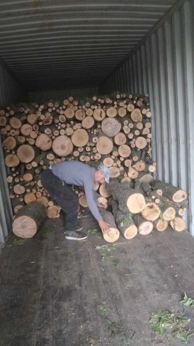 Привозим дрова фурами, без предоплаты — доставка по Одессе и области