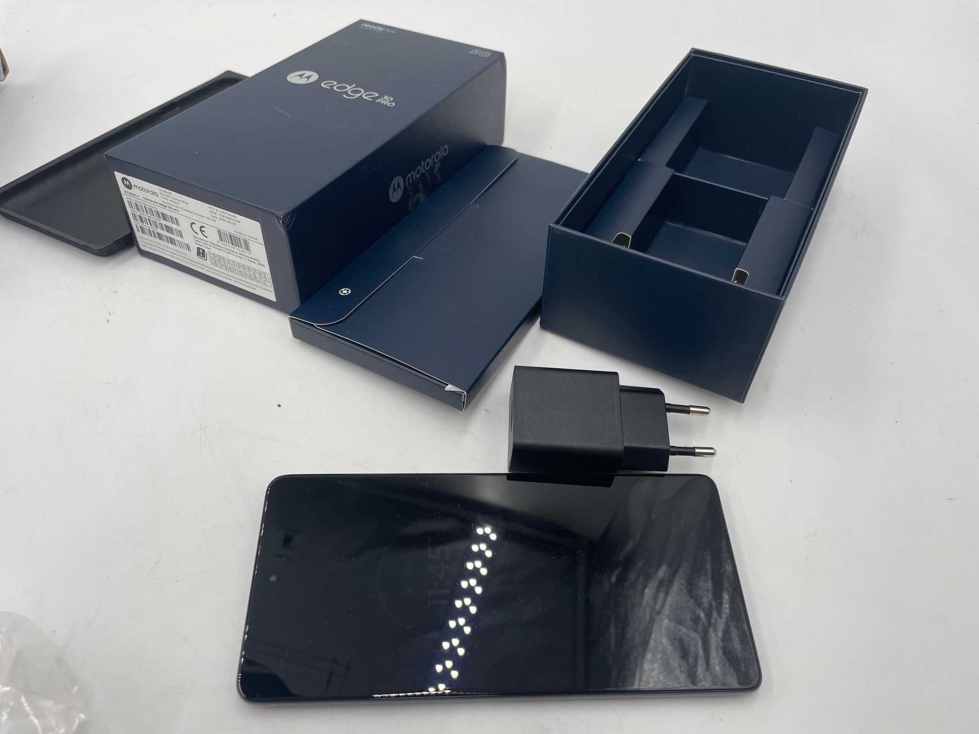 Motorola edge 30 PRO 12/256GB Cosmos blue