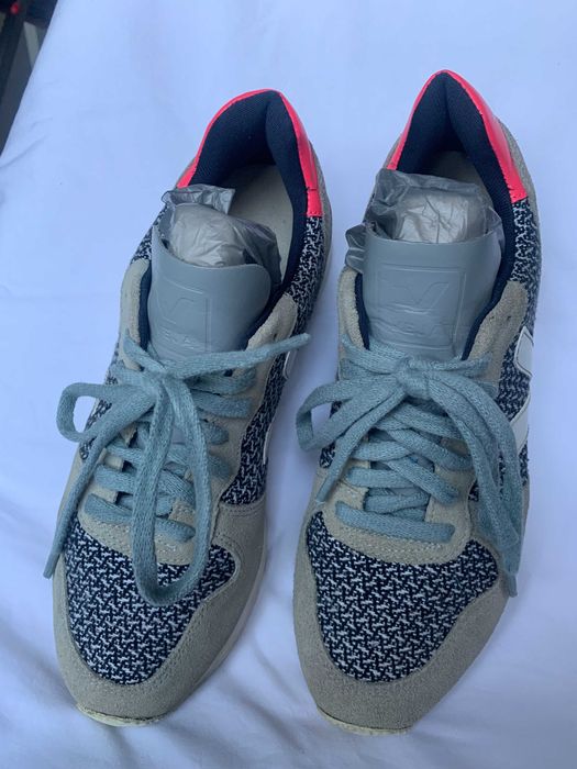 кросівки VEJA  р.40