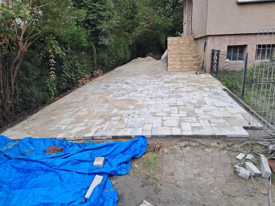 Usługi minikoparką