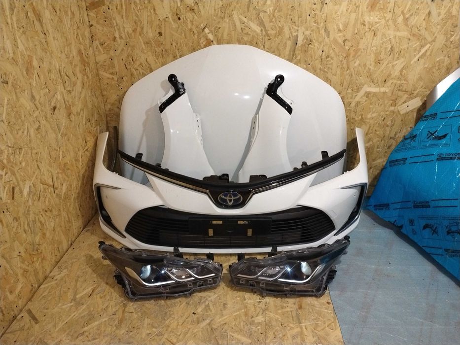 Przód blacharski corolla e21 sedan