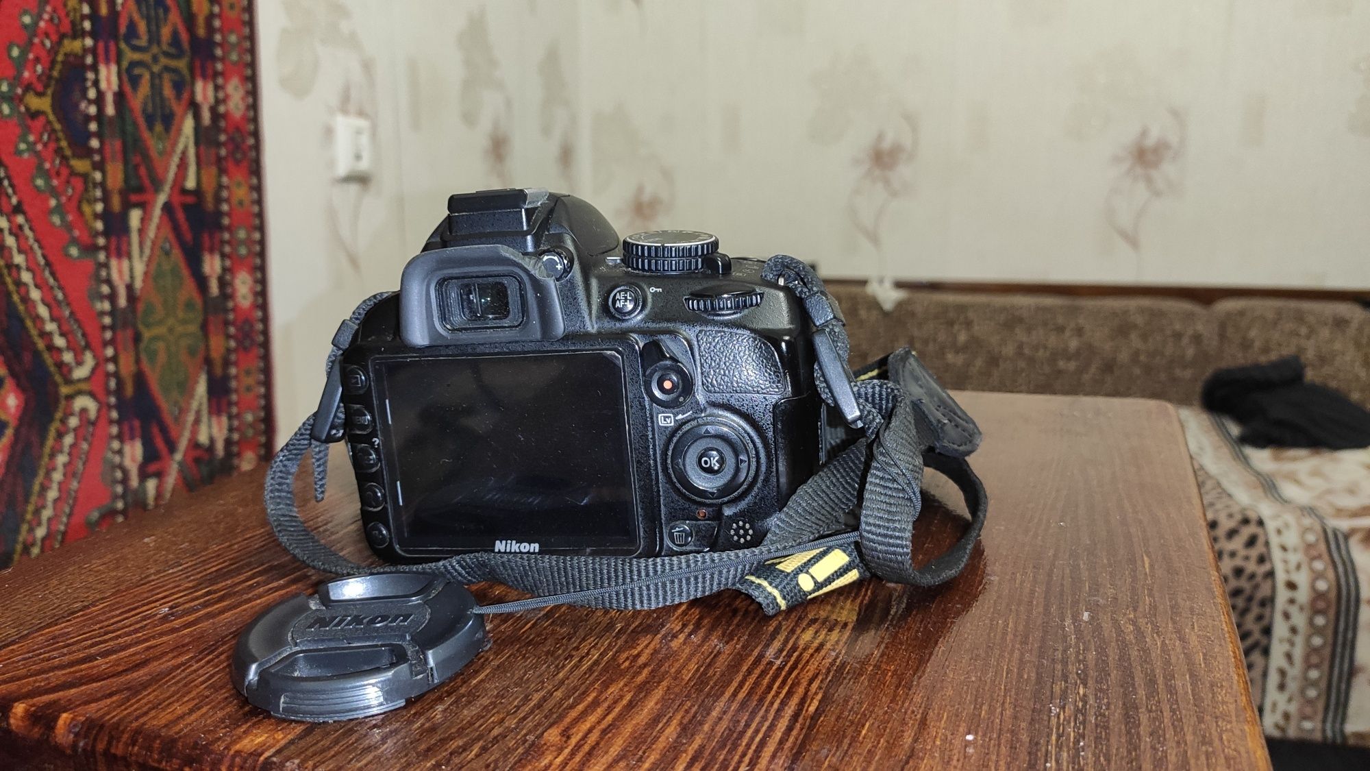 Продаётся Nikon D3100