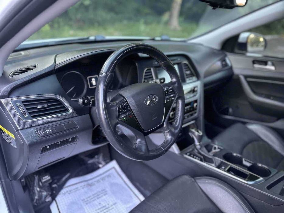 Hyundai Sonata Sport      2017