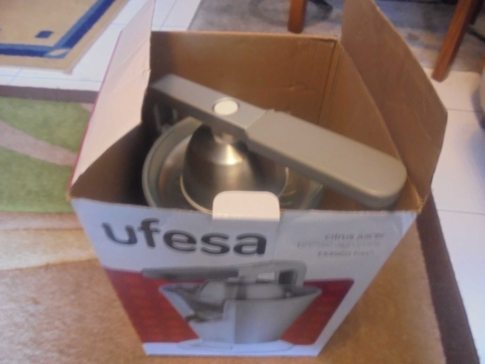 expremedor marca ufesa