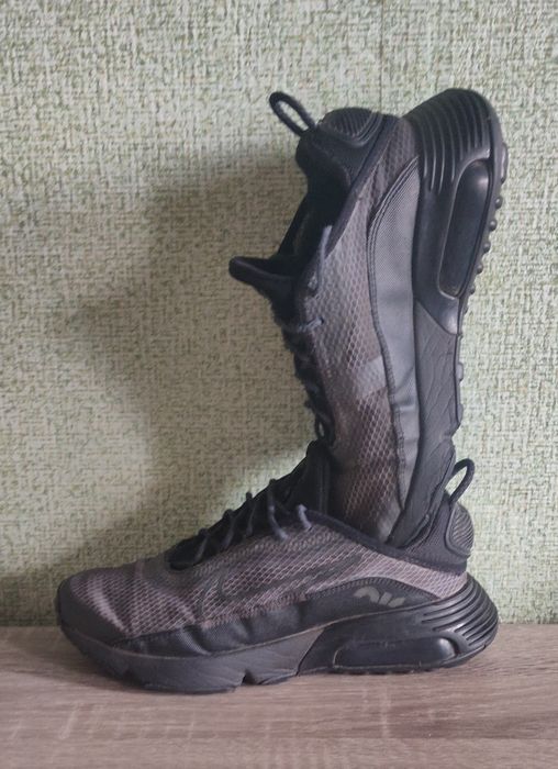 Обменяю кроссовки Nike 36,5 размера