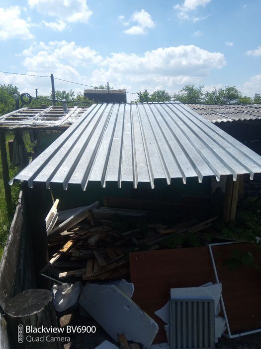 Продам покрівельний несущий профнастил у хорошому стані