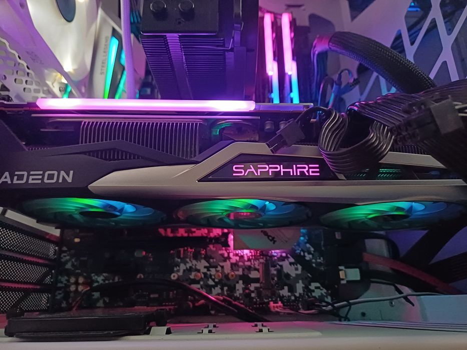 Топова RX6900xt Sapphire Nitro+ Special Edition
