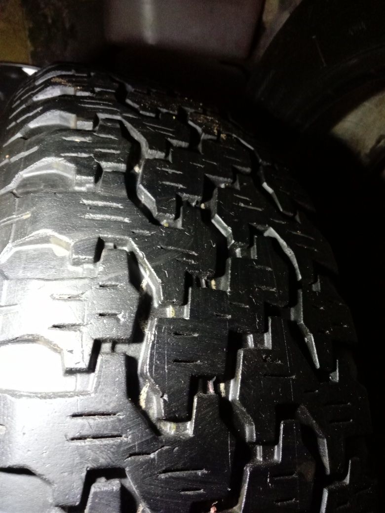 225/75R15 Goodyear Wrangler Radial 1 штука