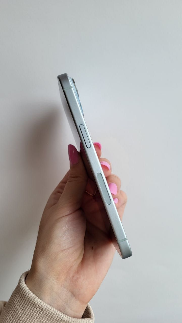 iPhone 15 128gb з економією до 2000 грн та подарунком — AirPods Pro 2
