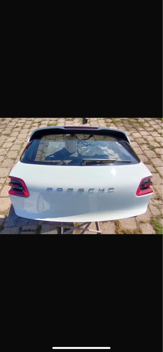 Porsche macan tylna klapa