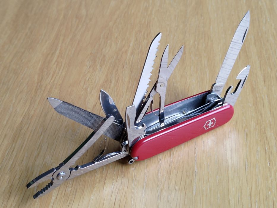 Victorinox Handyman