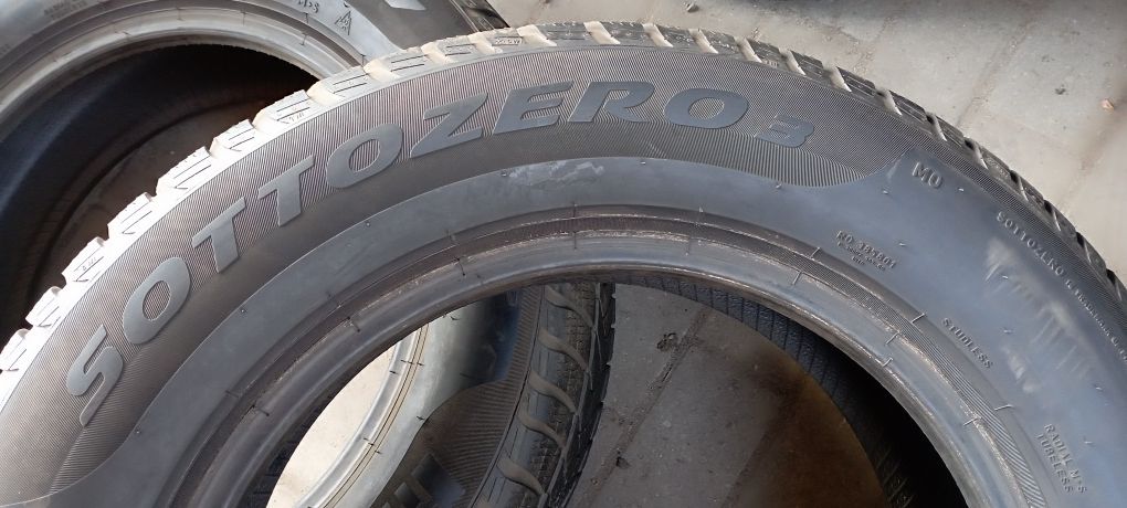 Opony 4szt 215/65/17 99H Pirelli Sotto Zero 3 MO/ Scorpion Winter