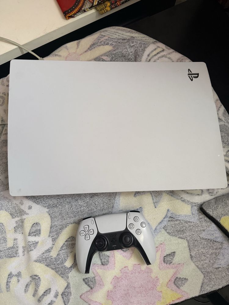 Playstation 5, 667 GB