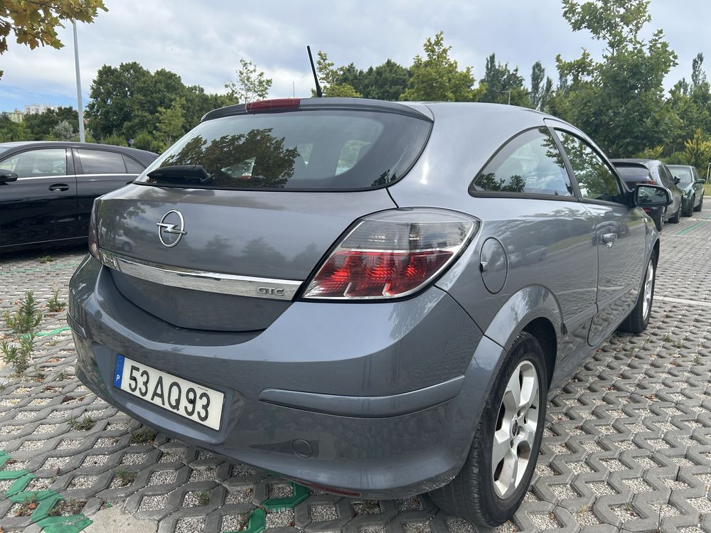 Opel Atra 1.3 CDTI