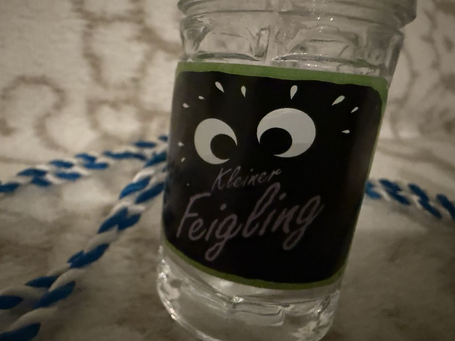 Kieliszek Kufel Mini Kufelek Imprezowy Kleiner Feigling Na Szyję 1szt