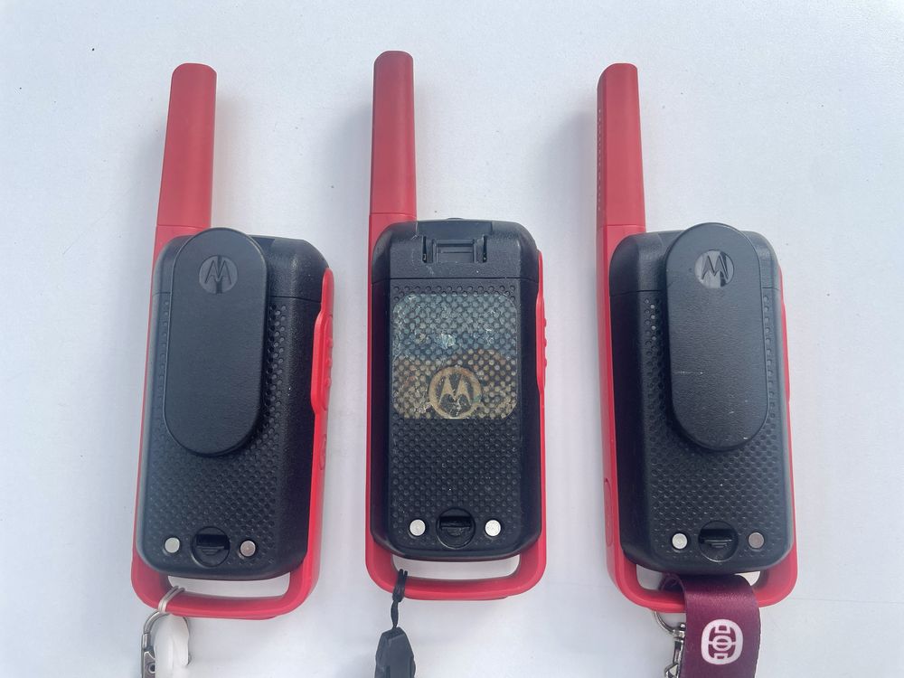 Walkie-talkie 3 x Motorola t62 z akumulatorami i ladowarka krotkofalów
