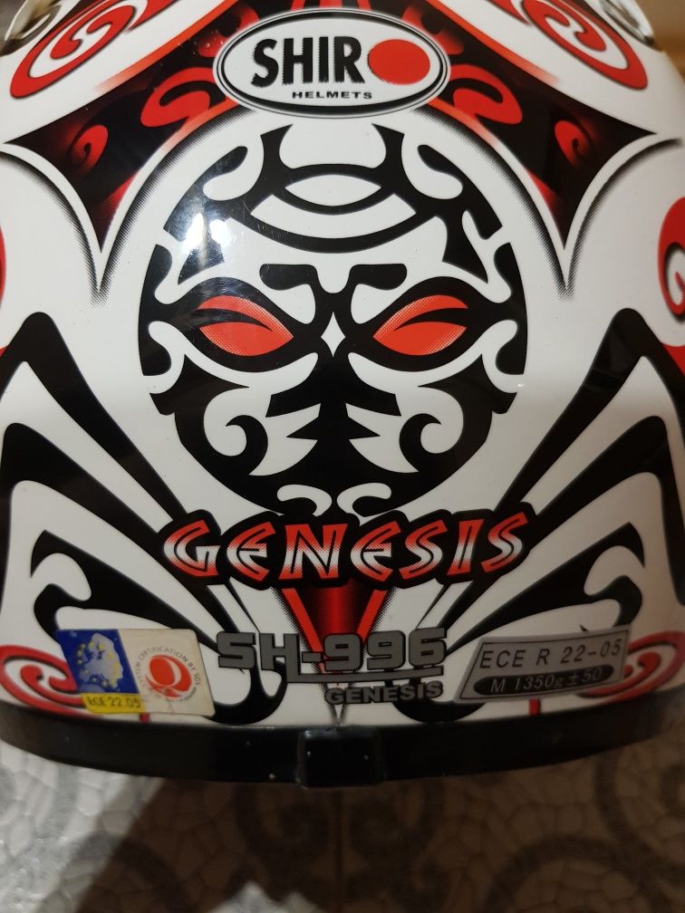 Шолом, мотошолом інтеграл Shiro Helmets Genesis SH-996 (M)