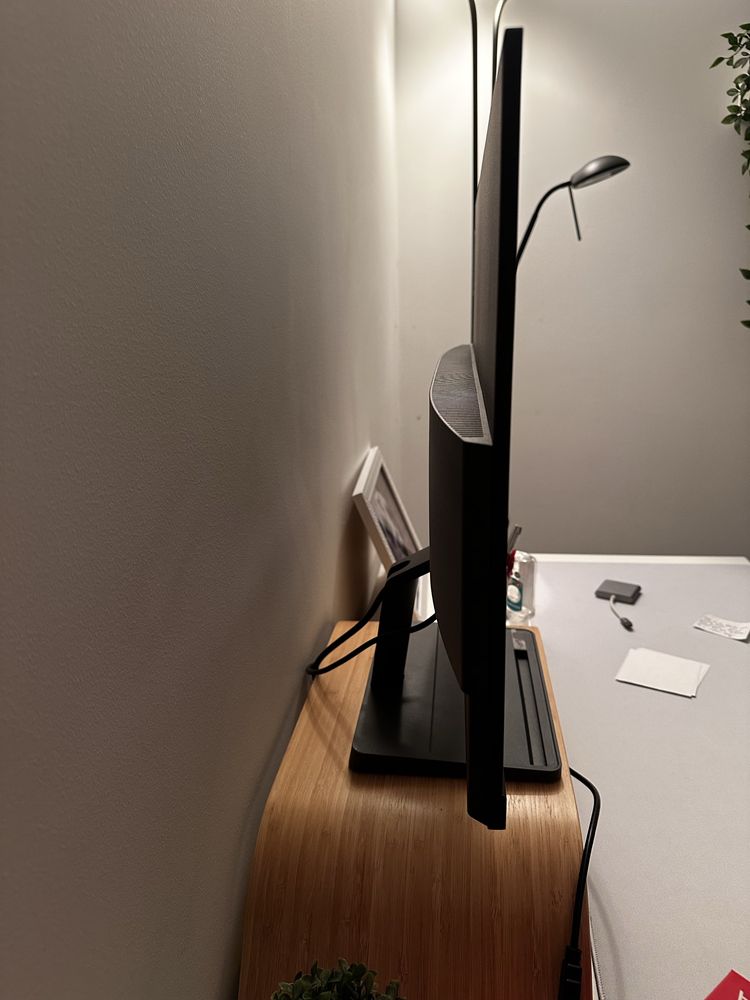 Monitor LENOVO 27”
