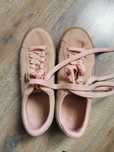 Buty różowe PUMA zamsz 37,5 stan dobry