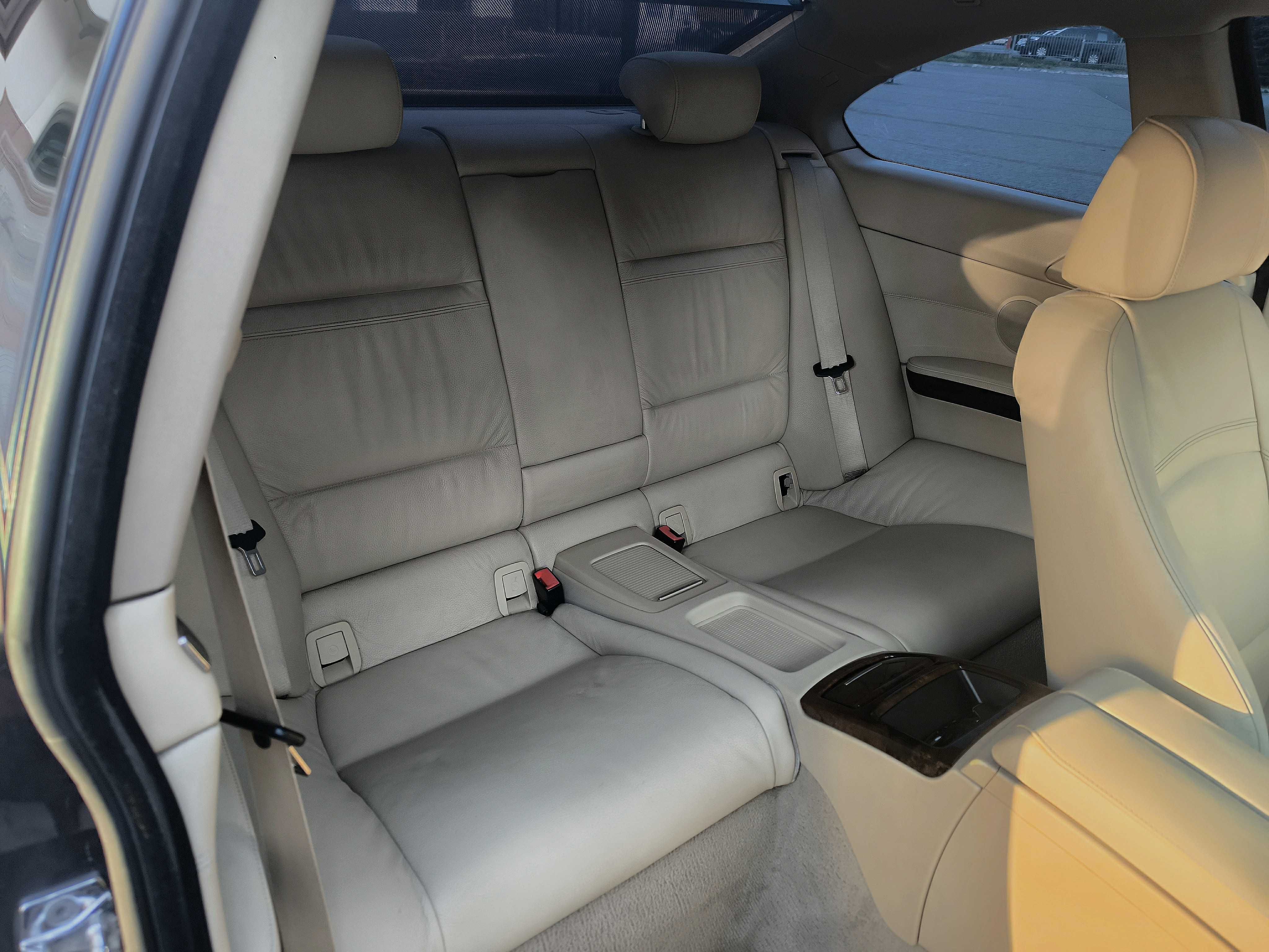 BMW 325Xi 2006 AT Coupe