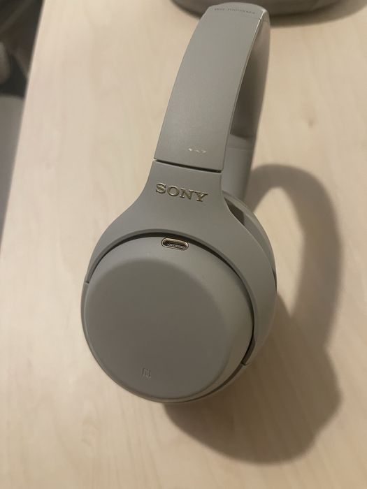 Навушники Sony WH-1000XM4