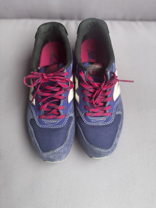 Buty sportowe marki NEW BALANCE WR996EG