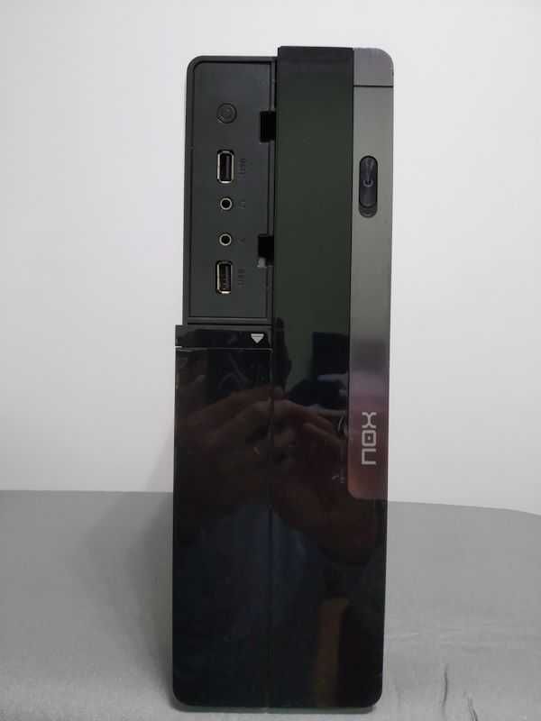 PC Desktop / 2.4GHz / 4GB Ram / SSD 240GB