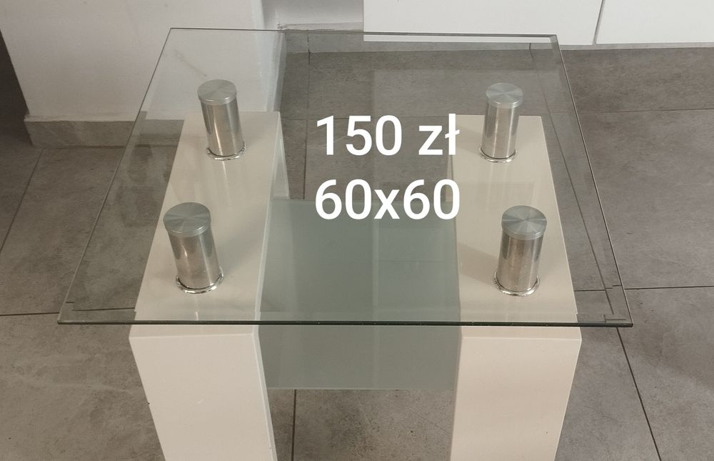 Stół szklany z krzesłami