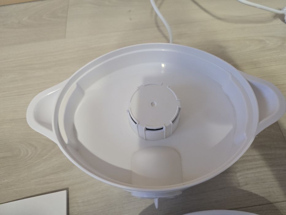 Parowar do gotowania na parze o mocy 800W firmy AIGOSTAR