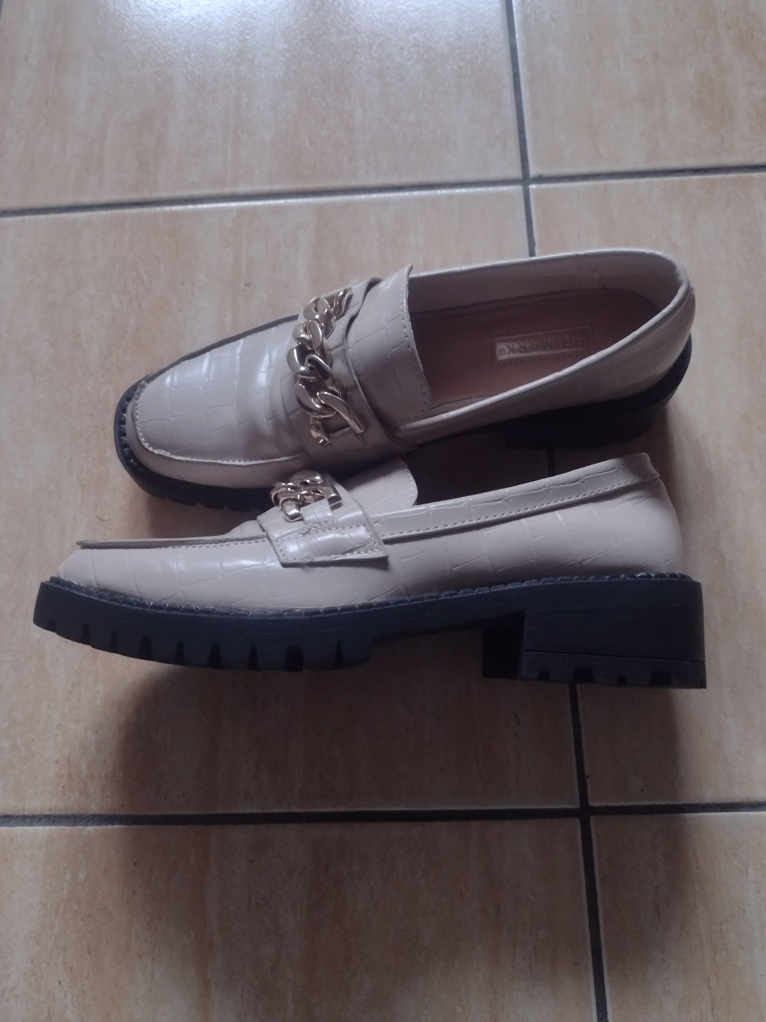 Buty damskie mokasyny