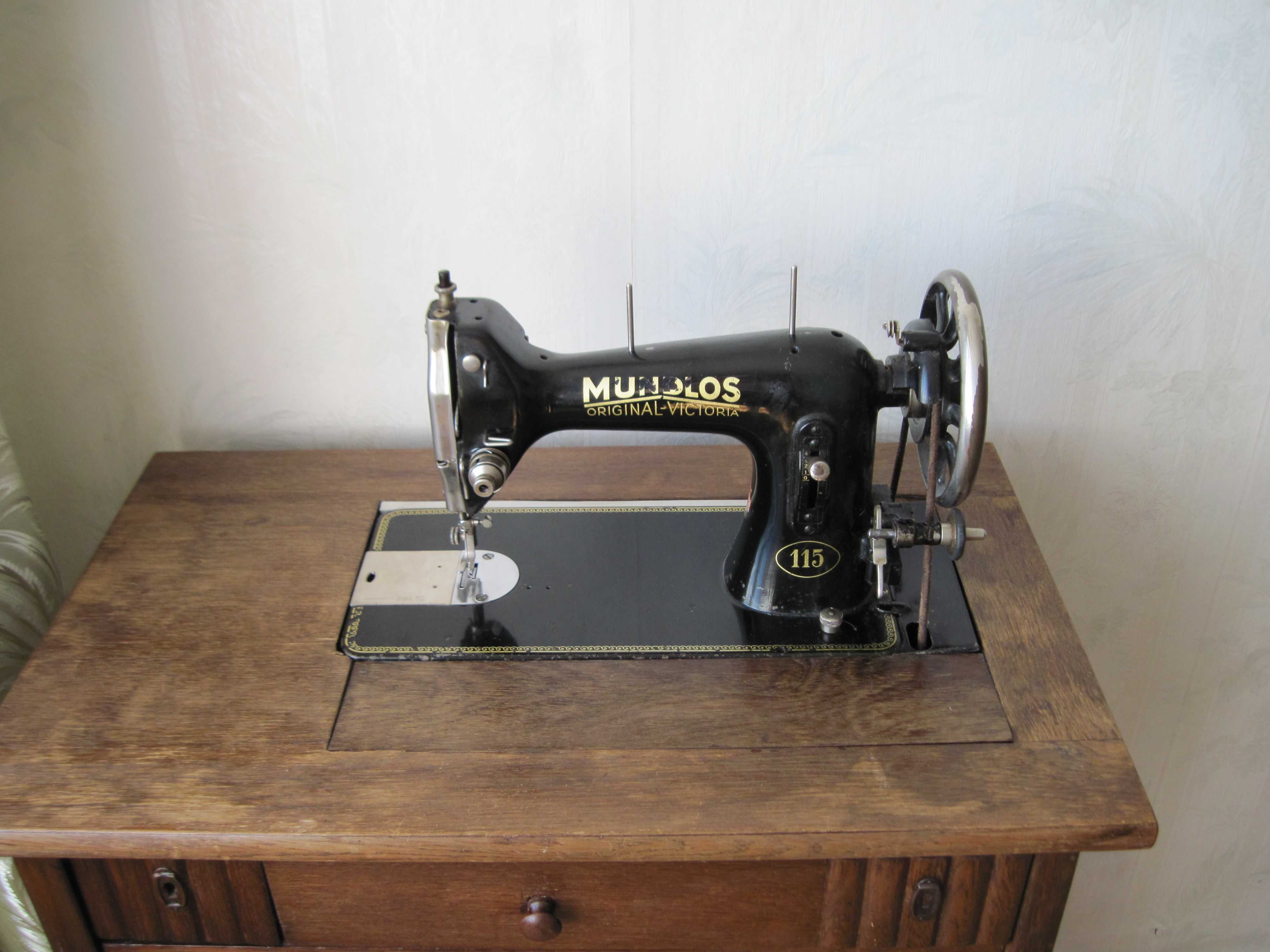 Швейная машинка MUNDLOS original viktoria 115