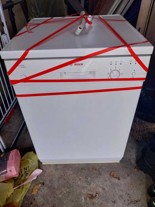 Sprzedam zmywarkę  - stan oceniam na dobry.