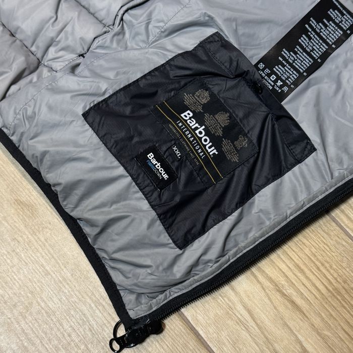 (розмір Xl/2XL) Чоловіча утеплена жилетка barbour оригінал