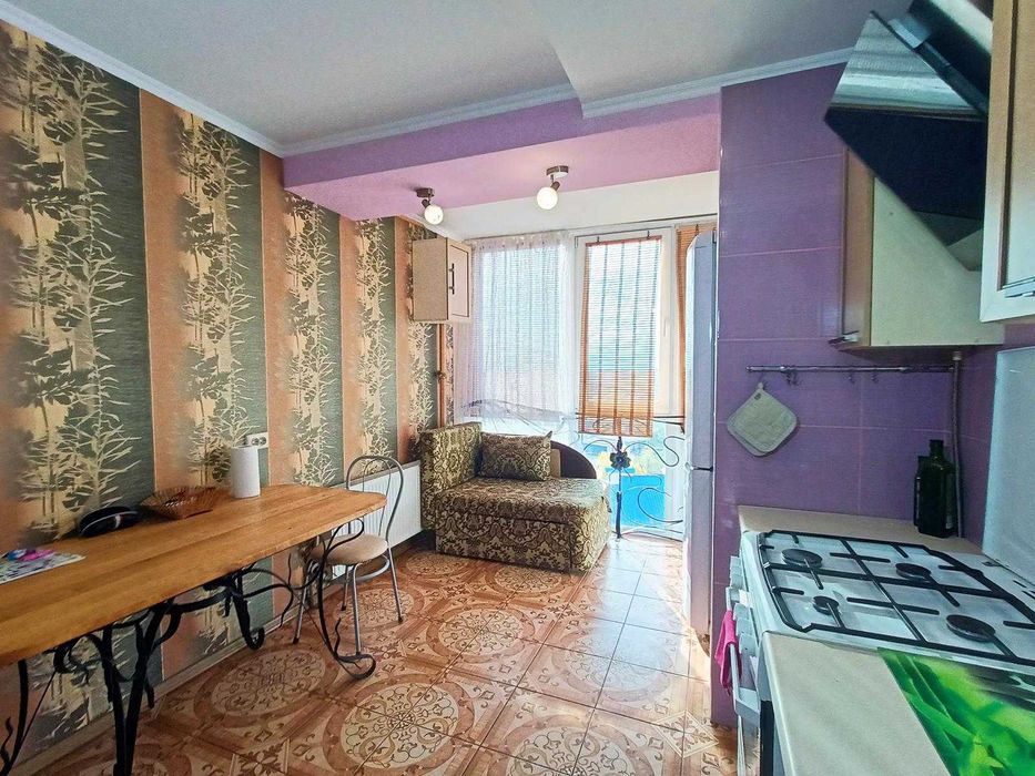 Продаж 1-кімн квартири в новобудові по Попова (автономне опалення).