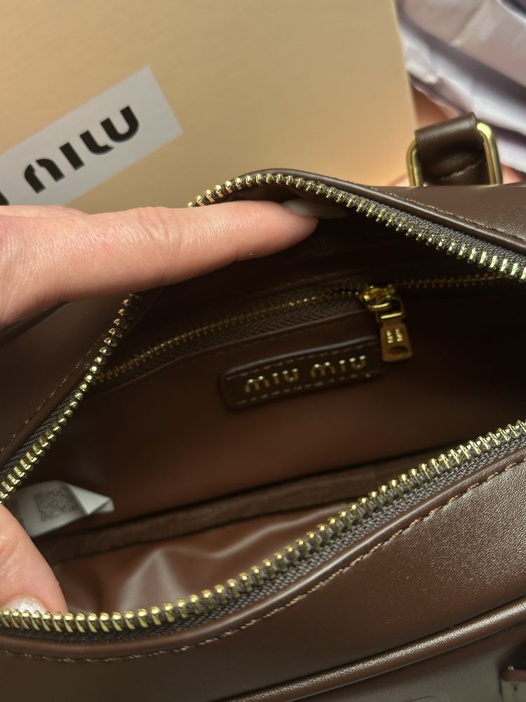 Сумка miu miu міу міу шоколодного кольору