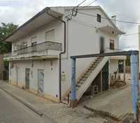 Vende-se Casa/Moradia no Avelar