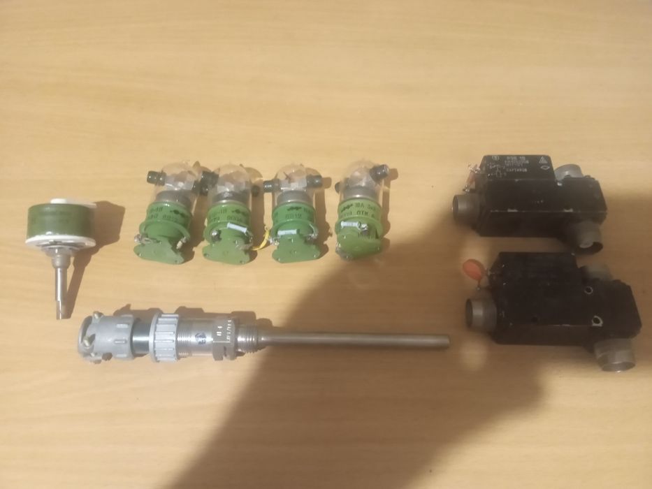 Продам реле рёв 15,в1в-1в