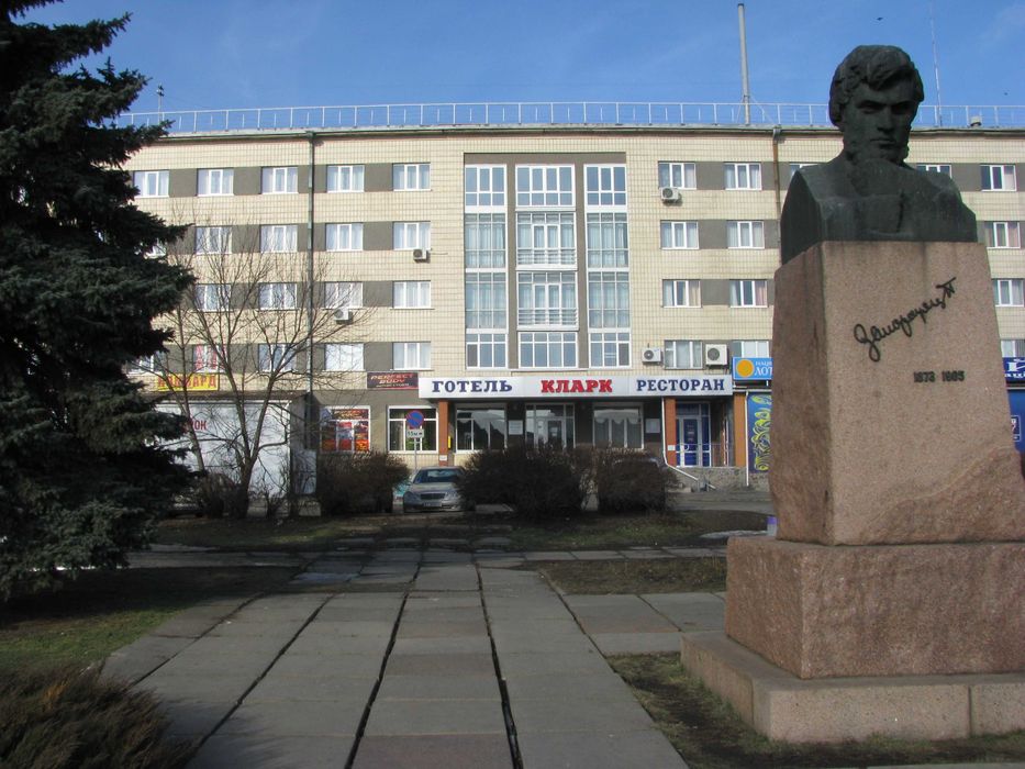 Оренда приміщень Вокзальна