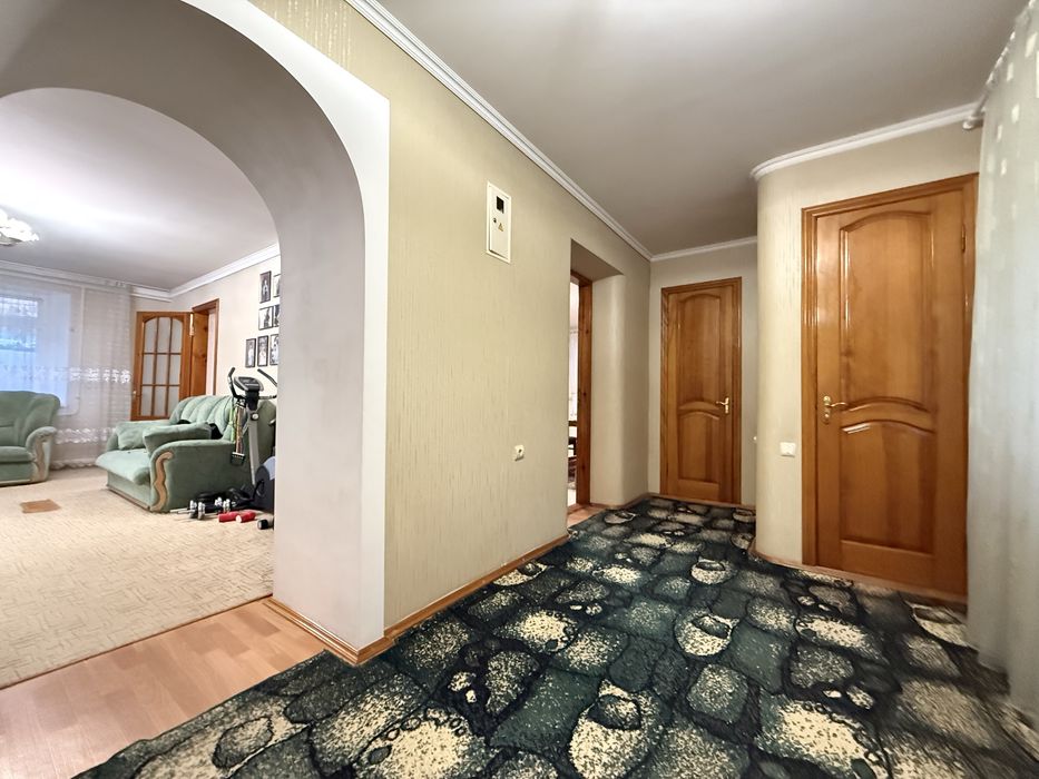 Продаю ухоженный дом 100м2. Ингульский район.