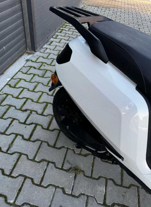 Електроскутер RF DJ-03